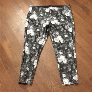 NWT LANE BRYANT PLEATHER LEGGINGS 22-24